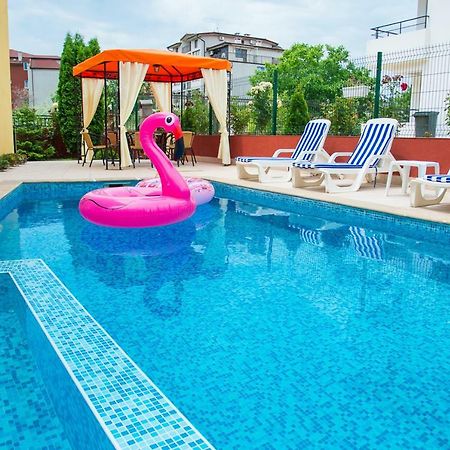 Apart Lev Ravda Dış mekan fotoğraf