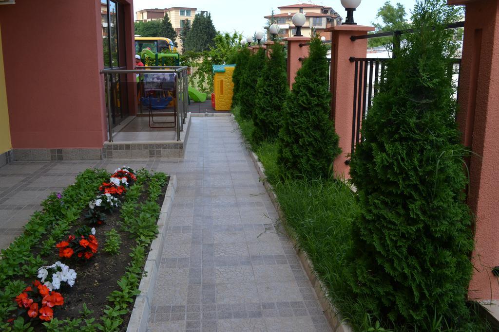 Apart Lev Ravda Dış mekan fotoğraf