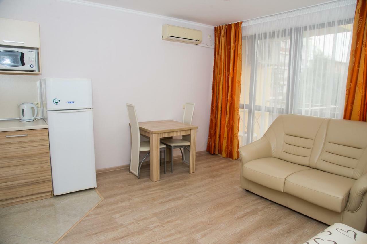 Apart Lev Ravda Dış mekan fotoğraf