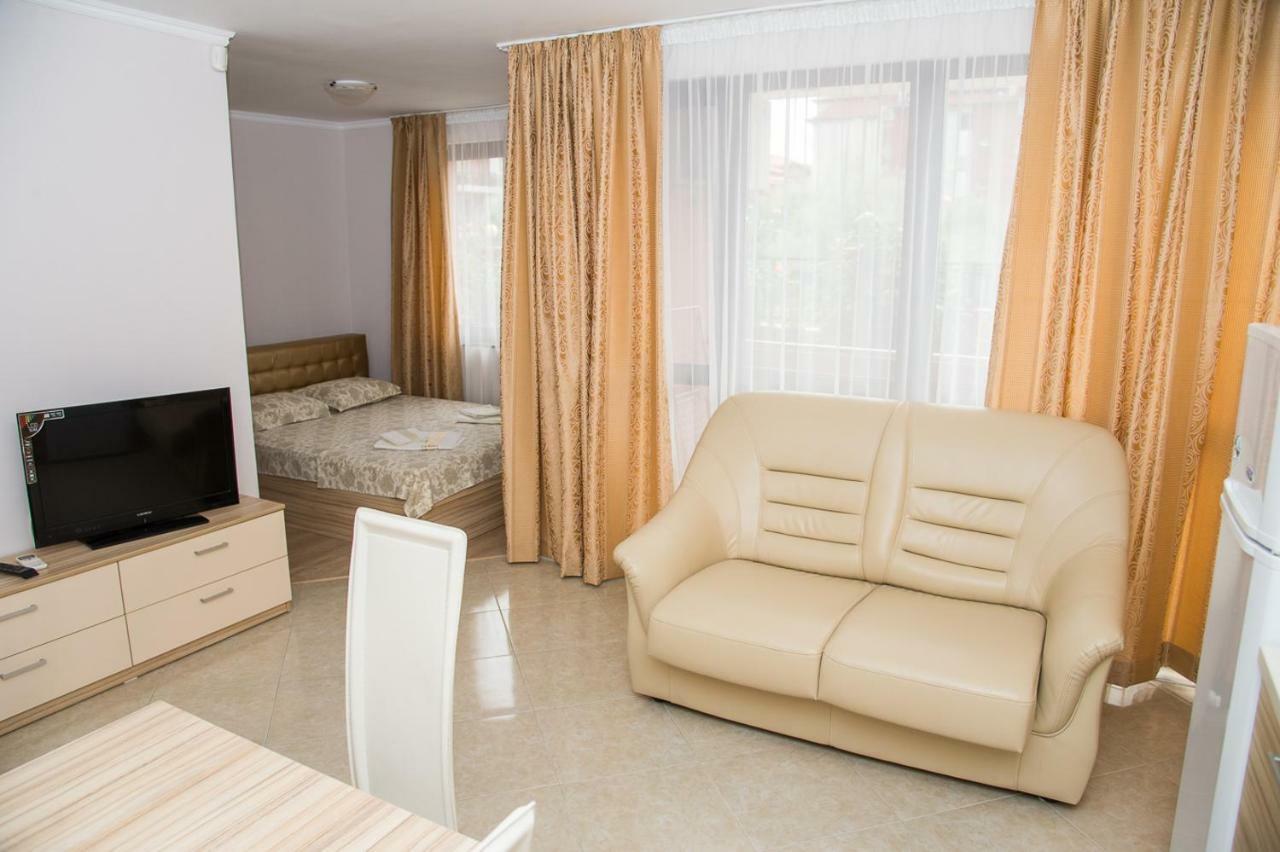 Apart Lev Ravda Dış mekan fotoğraf