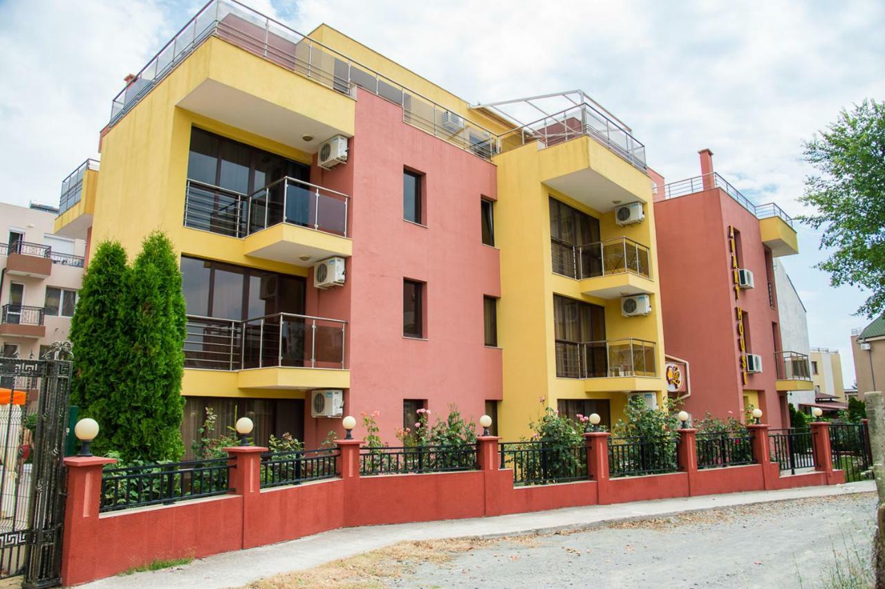Apart Lev Ravda Dış mekan fotoğraf